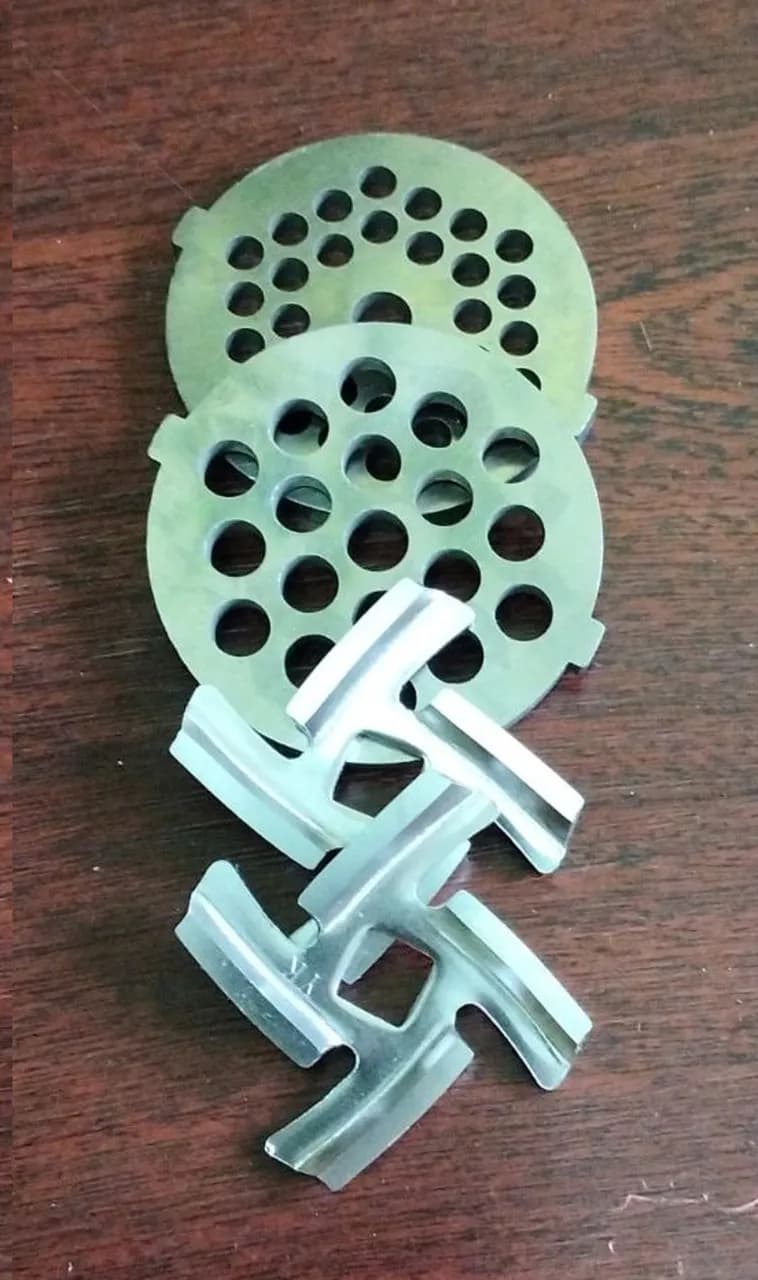 Комплект ножі та решітки м'ясорубки Digital DG-1000C - зображення 1